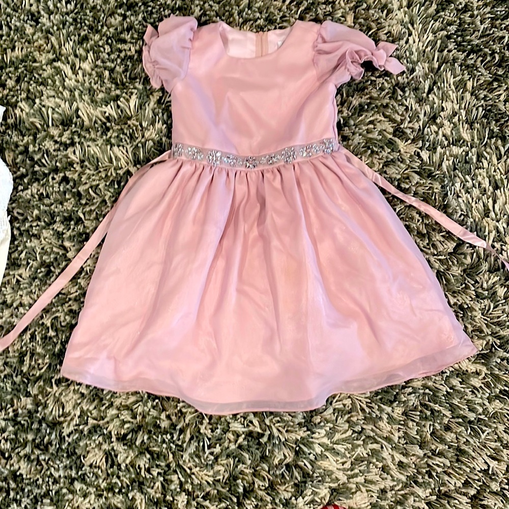 💕Too cute💕 Rare edition pink dress - worn once size 5